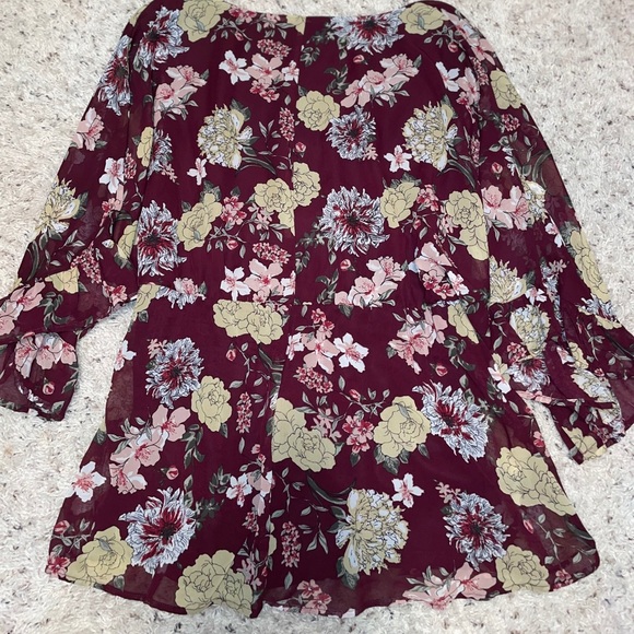 Tops - Floral dress shirt.
